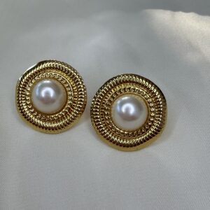 “Vintage pearl” gold plated earrings