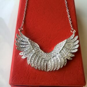 “Diamond wings”